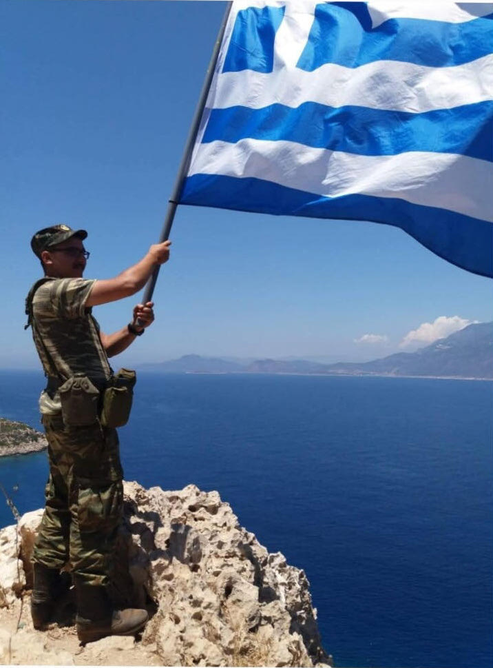 Μία η σφαίρα, δεκάδες τα ερωτηματικά: «Ο Μανόλης μας δεν αυτοκτόνησε»