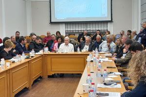 Ομόφωνο “ΟΧΙ” από την επιτροπή Περιβάλλοντος για τα υπεράκτια αιολικά πάρκα στο Λασίθι