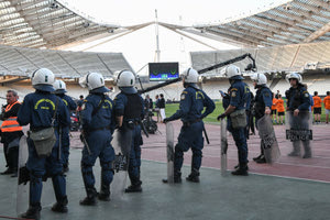 Μπλόκο στους φιλάθλους για την οπαδική βία με μέτρα που αμφισβητούνται