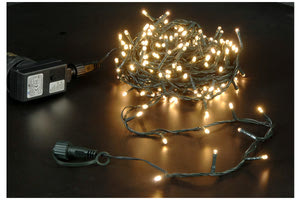 Υπέστη ηλεκτροπληξία μαθήτρια την ώρα που στόλιζε στο δέντρο του σχολείου