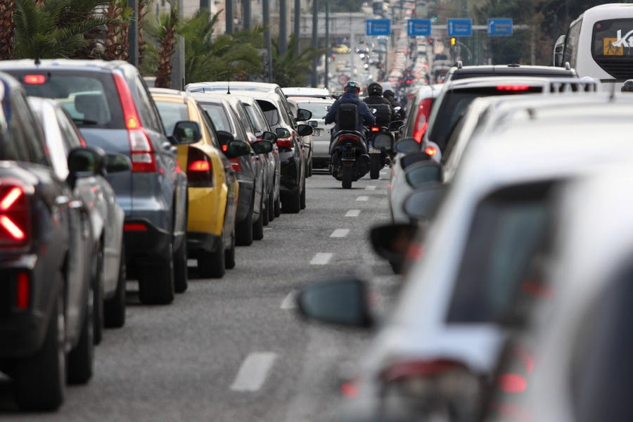 Έκτακτες κυκλοφοριακές ρυθμίσεις στη Λ. Ικάρου