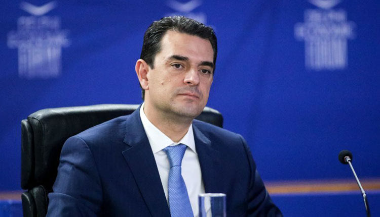 ο ΥΠΕΝ Κώστας Σκρέκας