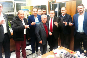 Διπλές χαρές και… υποχρεώσεις χθες για τον Βασίλη Κεγκέρογλου! Ο νέος δήμαρχος Μινώα Πεδιάδα, εκτός του ότι ανέλαβε και επίσημα τα καθήκοντά του, είχε και την ονομαστική του εορτή