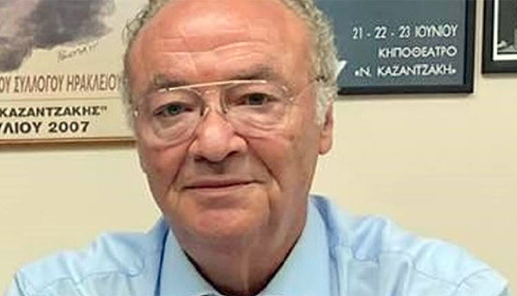 Ο Παντελής Ρυακιωτάκης