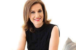 Μπορεί οι περισσότεροι αντιδήμαρχοι να έχουν αγωνία για το πού θα βρουν γραφείο να στεγαστούν όμως η αντιδήμαρχος Πολιτισμού Ρένα Παπαδάκη Σκαλίδη τη βρήκε τη λύση και μάλιστα μόνη της επιλέγοντας τη Βικελαία.