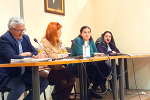 Εκλογή με 3 γυναίκες!