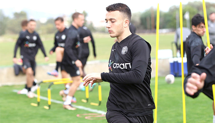  “Ποτέ δεν τα παράτησα” λέει ο Θεοδοσουλάκης που επιστρέφει μετά τον τραυματισμό του