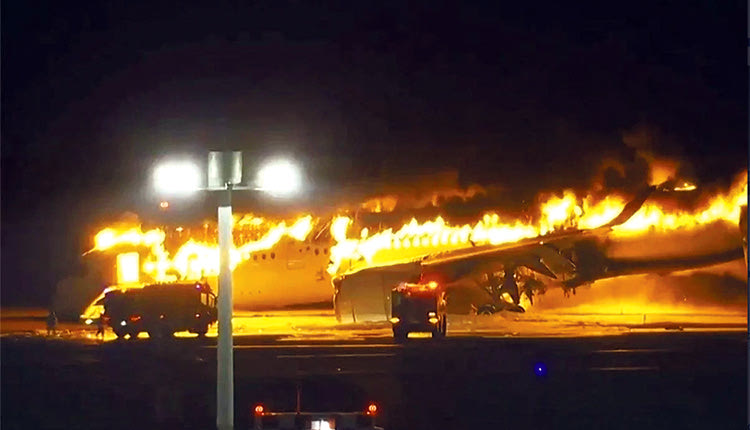 Το αεροσκάφος λαμπάδιασε σε χρόνο μηδέν