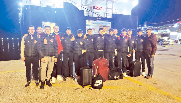 Η ομάδα του Ανδρογέα που ξεκίνησε με νίκη στο τουρνουά της Πάτρας 