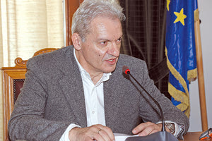 Η ΑΠΟΦΑΣΗ ΤΟΥ ΝΕΟΥ ΔΗΜΑΡΧΟΥ: Όρισε καθήκοντα και αρμοδιότητες