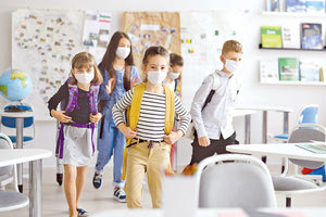 ΤΙ ΕΞΕΤΑΖΕΙ ΤΟ ΥΠΟΥΡΓΕΙΟ ΠΑΙΔΕΙΑΣ Οι ιώσεις κάνουν «πάρτι» και οι μαθητές επιστρέφουν στα σχολεια