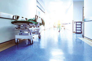 Οι υπουργοί Υγείας αλλάζουν συνεχώς, όμως τα προβλήματα όχι μόνο παραμένουν, αλλά διογκώνονται