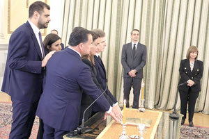 Από την ορκωμοσία των νέων υπουργών κι υφυπουργών