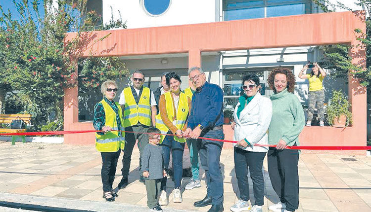 ΜΕ ΠΡΩΤΟΒΟΥΛΙΑ ΤΟΥ ΡΟΤΑΡΙΑΝΟΥ ΟΜΙΛΟΥ “ΗΡΑΚΛΕΙΟ-ΕΛ ΓΚΡΕΚΟ” 
Ανακαινίσθηκε η παιδική χαρά στο Παιδικό Χωριό SOS Κρήτης
