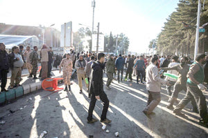 ΞΕΚΑΘΑΡΙΖΕΙ ΤΟ ΤΟΠΙΟ Τo ISIS ανέλαβε την ευθύνη για το μακελειό στον τάφο του Σουλεϊμανί