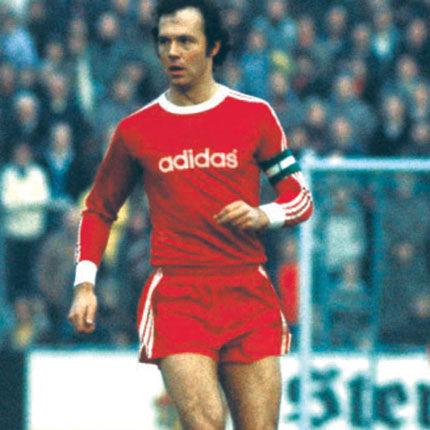 ΠΕΘΑΝΕ Ο ΦΡΑΝΤΣ ΜΠΕΚΕΝΜΠΑΟΥΕΡ Η Γερμανία αποχαιρετά τον μεγαλύτερο ποδοσφαιριστή της...