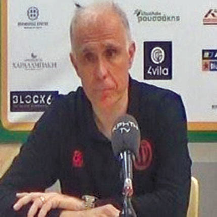 Έσταξε μέλι για την Αναγέννηση ο Δάγλας