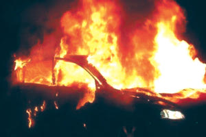 Εμπρηστική ενέργεια βλέπει η Πυροσβεστική πίσω από τη φωτιά