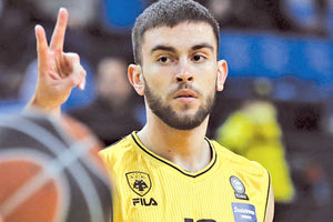 Ο Μιχάλης Καρλής που θα ενισχύσει την Αναγέννηση