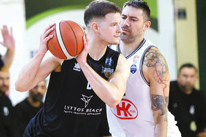 Στη Νάξο αγωνίζεται σήμερα η Αναγέννηση ενώ ο ΟΦΗ υποδέχεται αύριο την Ελευσίνα