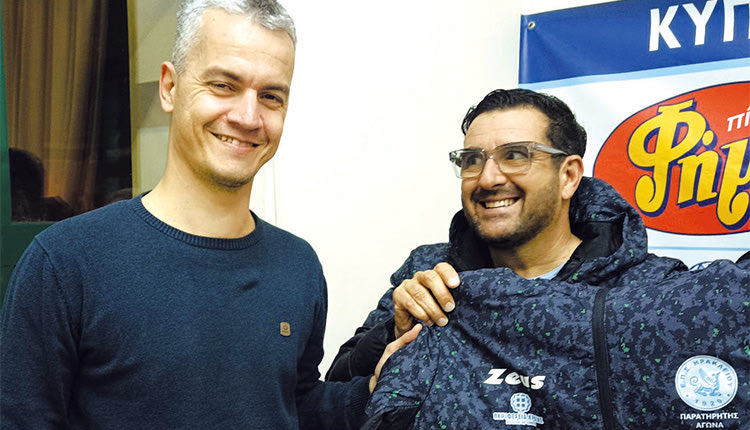 Ο πρόεδρος της Επιτροπής Παρατηρητών ΕΠΣΗ Γιώργος Φανουράκης προσκάλεσε στα γραφεία της Ενωσης τους παρατηρητές αγώνων. Αρχικά τους παρέδωσε τα μπουφάν παρατηρητών, τα οποία είναι χορηγία από την Περιφέρεια Κρήτης.