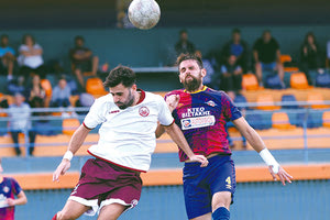 Ο Παπαδομιχελάκης πέτυχε το νικητήριο γκολ του Αλμυρού στο Χαϊδάρι