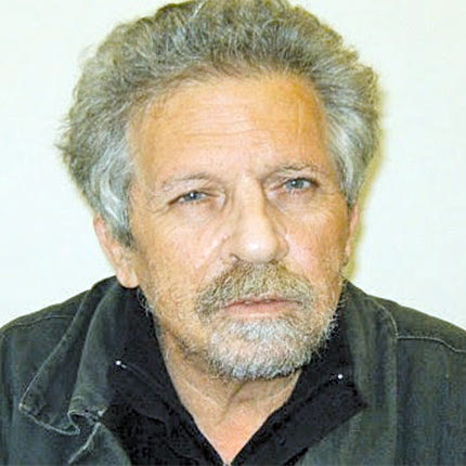 Ο ΔΗΜΟΣΙΟΓΡΑΦΟΣ ΚΑΙ ΣΥΓΓΡΑΦΕΑΣ ΜΑΝΟΛΗΣ ΠΑΝΤΙΝΑΚΗΣ ΑΦΙΕΡΩΝΕΙ 
ΣΤΟΝ ΚΑΠΕΤΑΝ ΣΦΑΚΙΑΝΟ ΤΟ ΤΕΛΕΥΤΑΙΟ ΤΟΥ ΠΟΝΗΜΑ
Ένα βιβλίο για το 
αγρίμι της Λευτεριάς