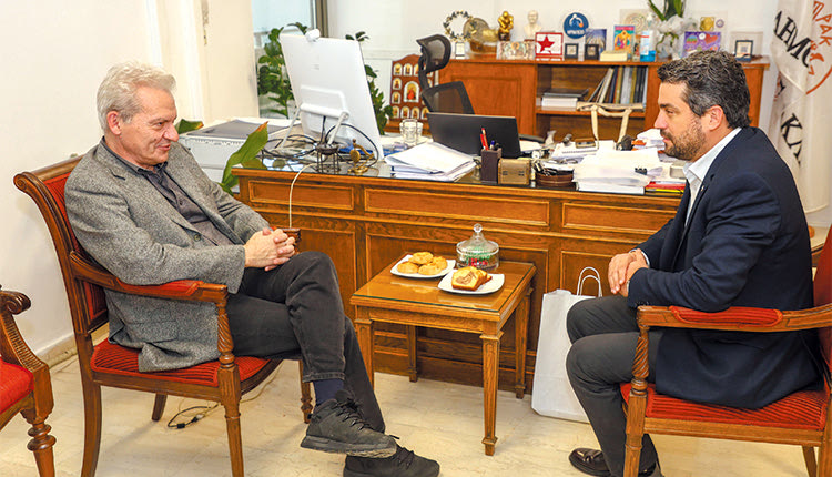 Η συνάντηση Καλοκαιρινού-Σημανδηράκη