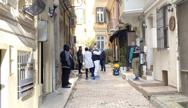 Κωνσταντινούπολη: Η Ρεθυμνιώτισσα 
που δίνει μάχη για τη ζωή της και  
οι δύο Ελληνίδες που αυτοκτόνησαν 
