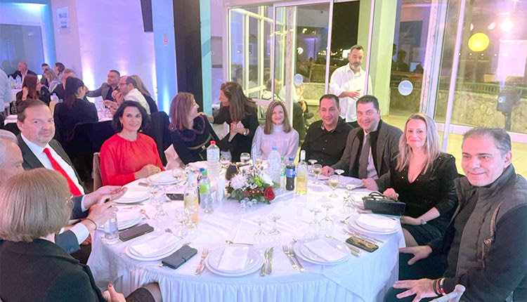 Συγκινητική εκδήλωση αποχαιρετισμού από τον ΟΛΗ για τον Λιμενάρχη Ηρακλείου κ. Δουβή