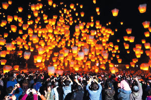 ΔΙΗΜΕΡΕΣ ΕΚΔΗΛΩΣΕΙΣ ΓΙΑ ΤΑ 200 ΧΡΟΝΙΑ ΑΠΟ ΤΟ ΟΛΟΚΑΥΤΩΜΑ ΤΟΥ ΣΠΗΛΑΙΟΥ 370 φαναράκια στον ουρανό του Μελιδονίου εις μνήμην των νεκρών