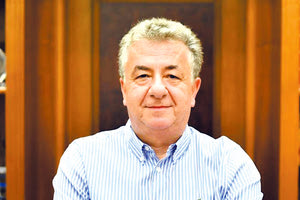 Συνάντηση Μενδώνη με τον περιφερειάρχη