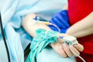 ΕΟΔΥ: Αύξηση των θανάτων από κοροναϊό -Κυριαρχεί η υποπαραλλαγή JN.1