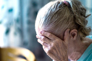 Έβαλε και ο Άγιος Μηνάς το… χέρι του για το κύκλωμα που εκφόβιζε και εξαπατούσε  -Έστειλαν γιαγιά να ανάψει λαμπάδα για να την «αναγνωρίσουν» 