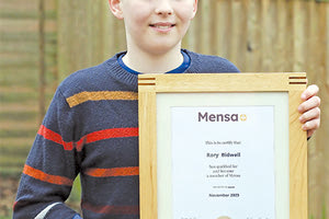 12χρονος μαθητής ξεπέρασε το IQ του Αϊνστάιν και του Χόκινγκ