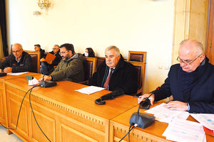 “Πέρασαν” από τη Δημοτική Επιτροπή τα τέλη