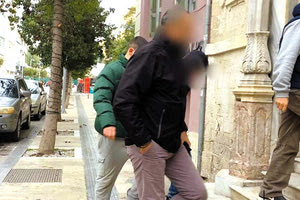 Οι δύο νεαροί που οδηγήθηκαν χθες στον εισαγγελέα, απολογούνται σήμερα