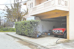 Έκρηξη στο όχημα αστυνομικού: Το έξυπνο πουλί από τις κλεμμένες πινακίδες πιάνεται