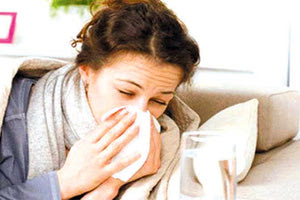 Η γρίπη οδηγεί αρκετούς ανθρώπους στα νοσοκομεία