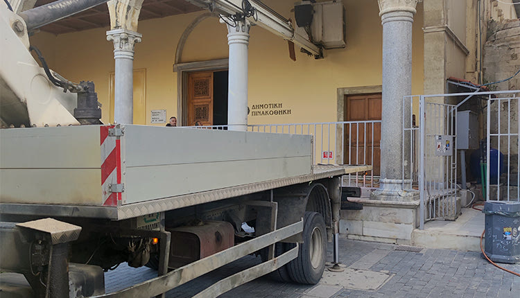 ΛΟΓΩ ΔΙΑΒΡΩΣΗΣ Προχωρούν οι εργασίες αποκατάστασης στη Βασιλική του Αγίου Μάρκου