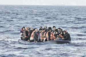 Και ανήλικα παιδιά μεταξύ των μεταναστών (φωτό αρχείου)