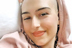 Η Ραφαέλα ήξερε να μάχεται, να χαμογελά και να ονειρεύεται, τονίζουν στην ανακοίνωση οι γονείς και τα αδέρφια της