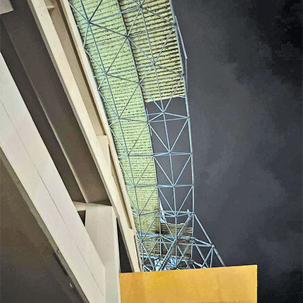 Το κομμάτι του στεγάστρου που αποκολλήθηκε χθες