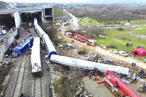 Ποινική δίωξη σε 15 στελέχη της ΕΡΓΟΣΕ για το δυστύχημα των Τεμπών