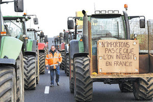 Αγροτικές κινητοποιήσεις από χθες και στη Γαλλία