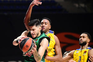 Ευρωλίγκα: Ελαμψε ο Καλαϊτζάκης, έχασε ο Παναθηναϊκός