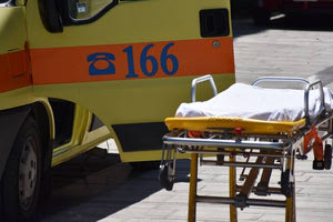 Προσπάθησε να αυτοκτονήσει την πρόλαβε όμως ο αδερφός της και τη μετέφερε στο νοσοκομείο