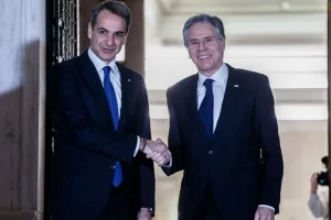 Μητσοτάκης- Μπλίνκεν θα τα πουν στα Χανιά