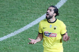 Σοκ για τον Πισάρο της ΑΕΚ: Σκότωσαν τη θεία του, τραυμάτισαν τη μητέρα του!