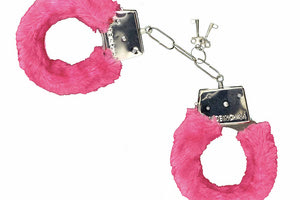 Τελικά οι…χειροπέδες ήταν βοήθημα!